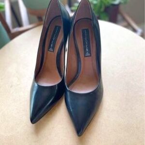 Steve Madden Sheila Black Pumps
